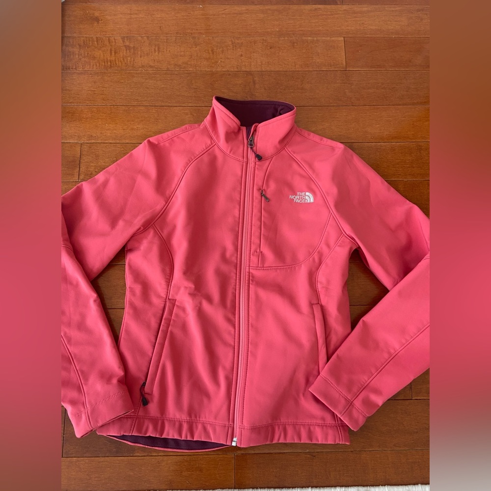 The North Face Pink Rain Jacket Small, Waterproof, Wind Protection